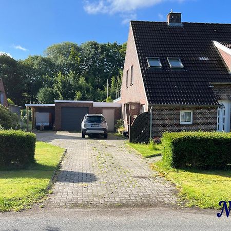 Ferienwohnung Gerhards Езенс Екстериор снимка