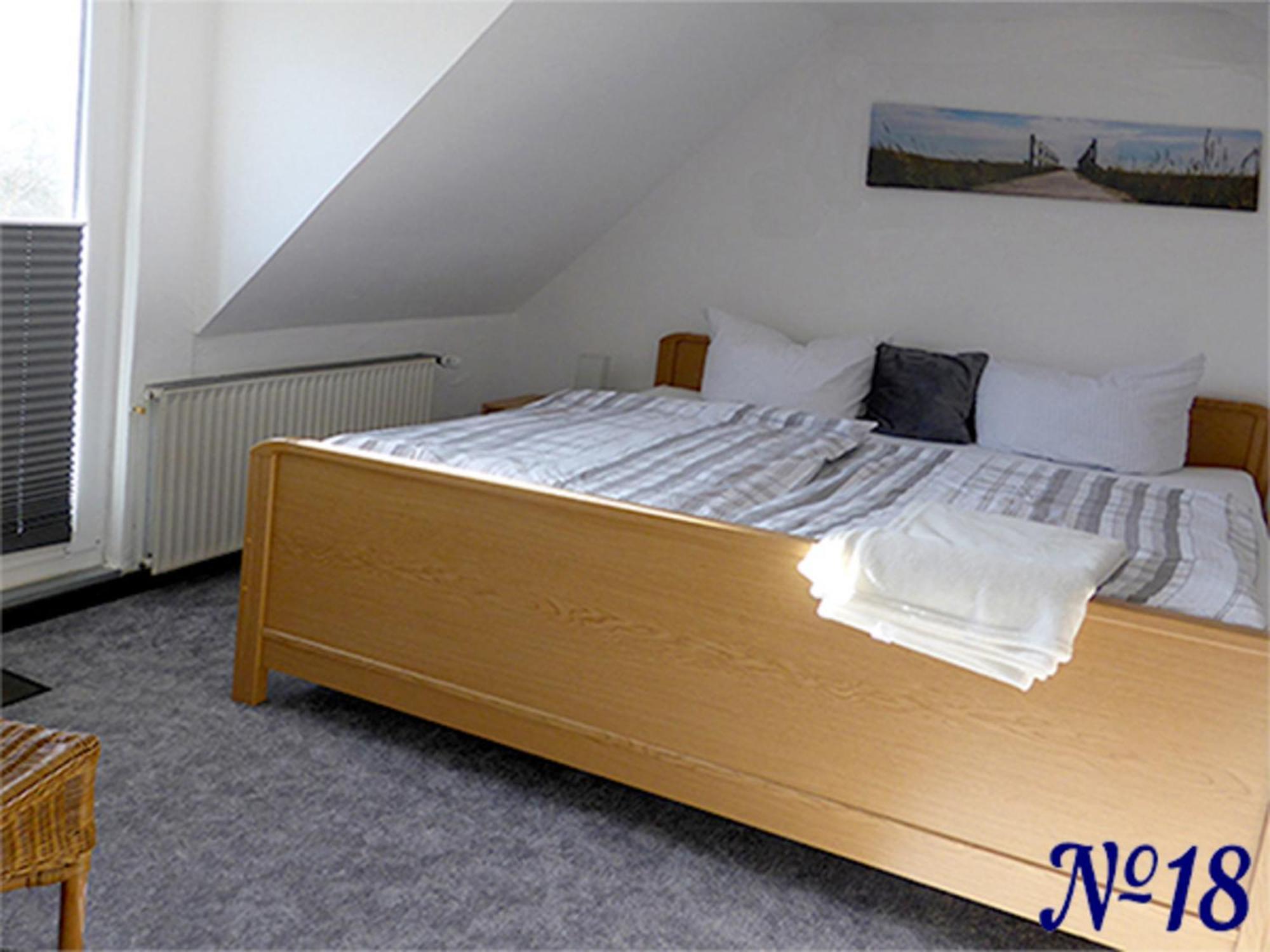 Ferienwohnung Gerhards Езенс Екстериор снимка